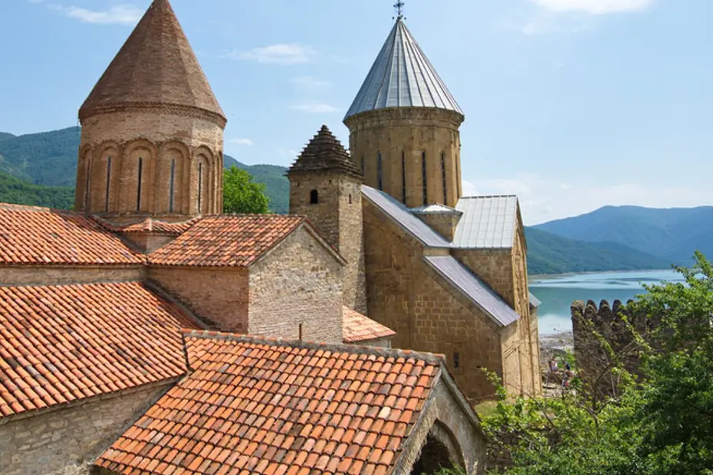 Tbilisi (Ananuri-Gudauri-Tbilisi Tour)